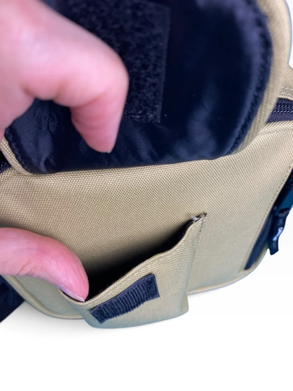Carhartt WIP Essentials Small Crossbody Bag Agate NWT